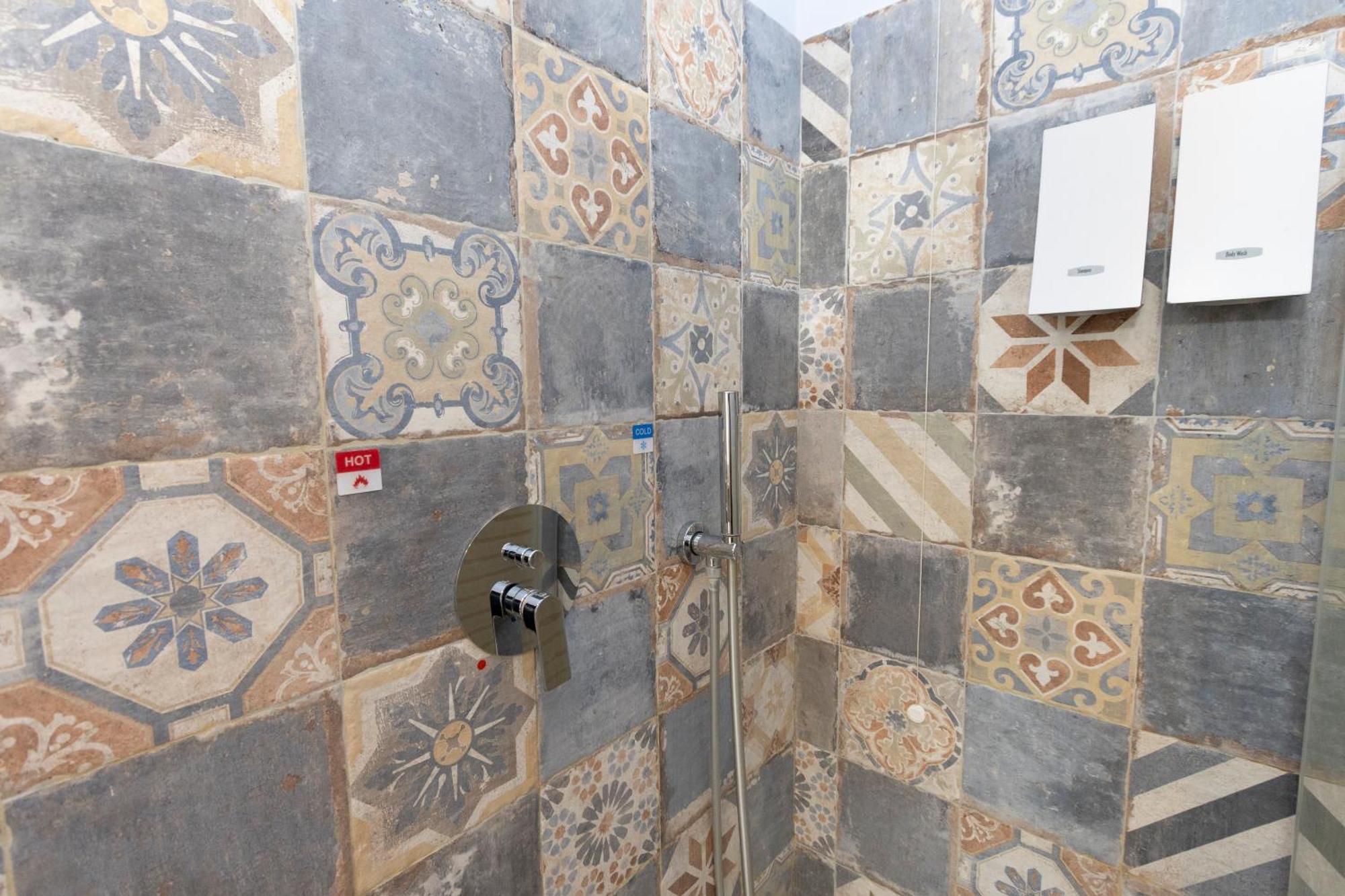 Romano Suite B9 מראה חיצוני תמונה